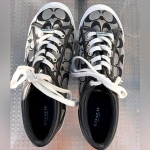 Coach “Francesca” Women’s Sneaker - Black & Grey w/ white trim & laces - Sz 8.5